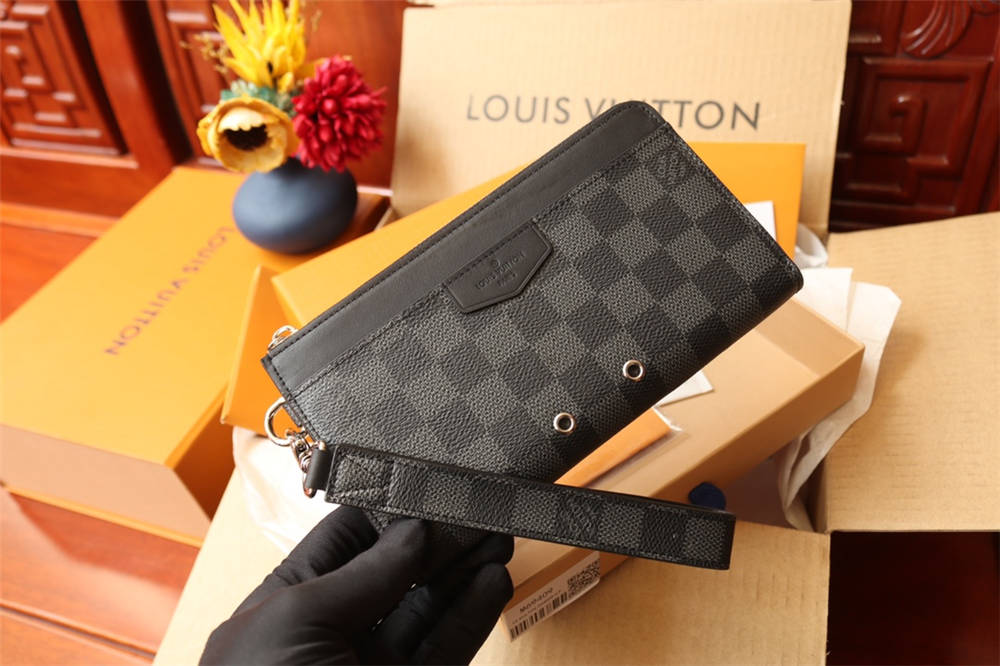 Louis Vuitton wallet N60379 Zippy Dragonne 2025 new 